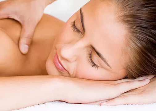 <p><b>INSTANT RADIANCE PACKAGE</b><br />
<br />
The Express Facial or a back, neck and shoulder massage. Jessica manicure or pedicure &pound;95</p>
